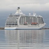 Veliki brod preko na Mololongu Veliki brod preko na Mololongu