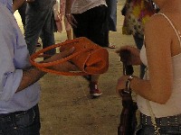 ma nema veze �to ima� 30-ak torbica u ormaru, ova je sigurno najljep�a i najbolja za tebe, vjeruj mi:-)