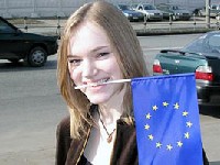 nau�ili ste da povremeno na ovom blogu treba ne�to poga�ati, tj. igrati se... ako vam se ne da igrati, a barem komentirajte ove stihove; i da se polako pripremite na zakone tog EU parlamenta:-)