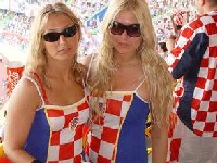 neovisnost ima razli�ite razine, a na�a je �esto poput lika na slici dole lijevo, i sada zamislite da ste na pu�ini na lufti�u neovisni:-)