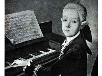Mozart iliti wunderkind... i klinci slu�aju Mozarta:-)
