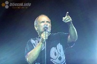 Ja sam �or�e Bala�evi�.Prijatelji me uglavnom zovu �ole.Neprijatelji me ni ne zovu, ali ne zovem ni ja njih pa �emo vidjeti ko �e dulje izdrzat...