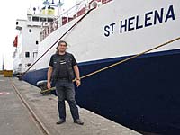 Motorobi kraj RMS St Helene u luci Walvis Bay-a (klikni za vi�e slika)