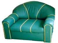 � morao sam tako stajati, uko�en, mo�da tri-�etiri minute,iako mi se �ini da sam stajao mnogo dulje �