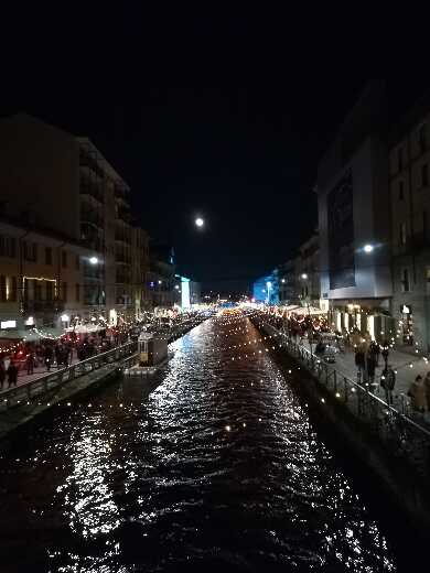 Milano po noći