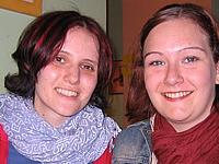 Na slici: dvije djevojke iz Slovenije, bezopasne.