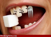 
Za sve patnike kojima je �ivot zakomplicirao mali zubi� imenom - umnjak !