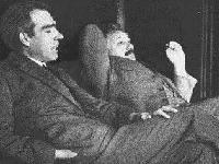 Bohr i Einstein ćakulaju (a možda i filosofiraju :) ).