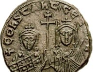 Novčić sa likom cara Konstantina VII. Porfirogeneta i njegove majke Zoe